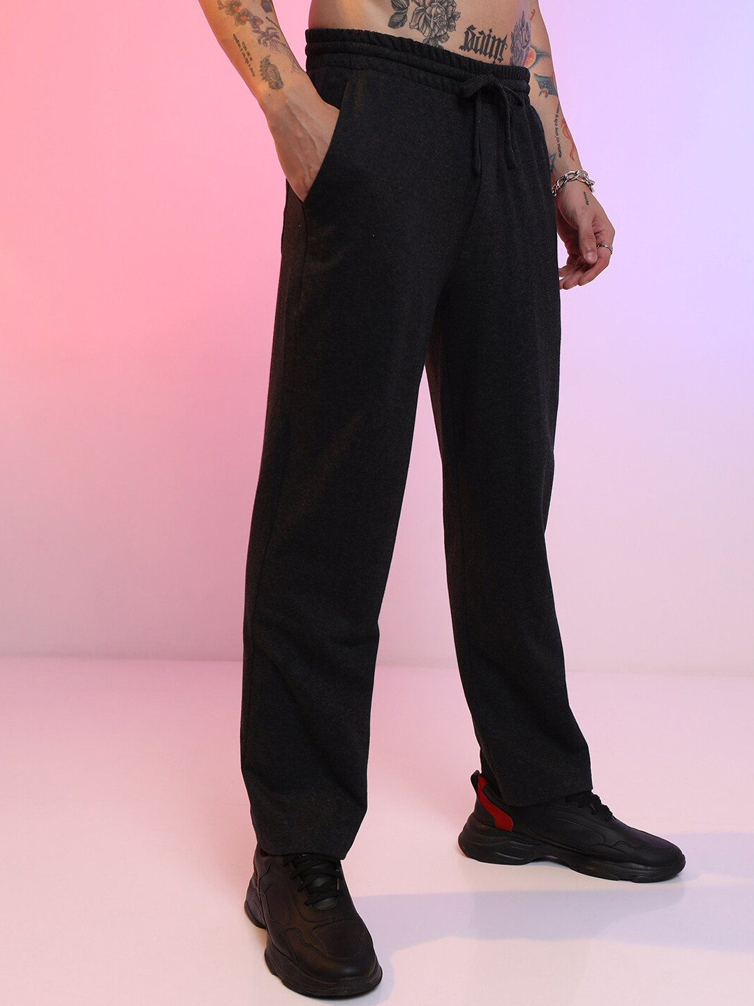 

HIGHLANDER Men Relaxed Fit Sports Track Pants, Black