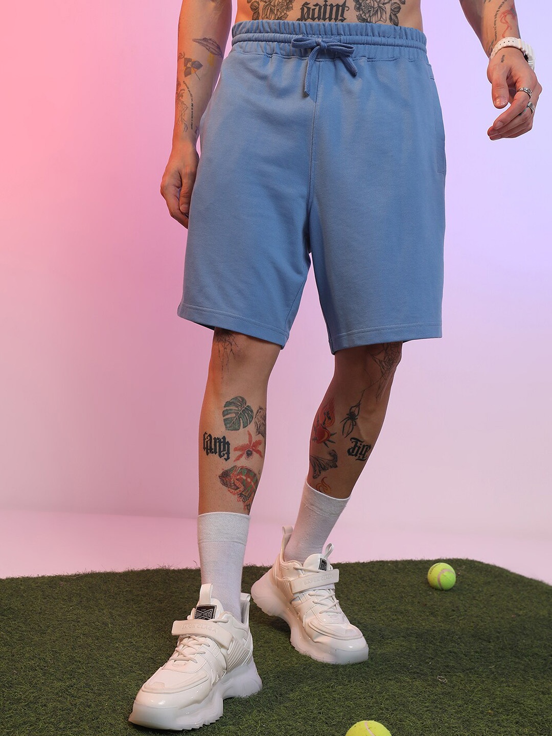 

HIGHLANDER Blue Men Mid Rise Loose Fit Sports Shorts