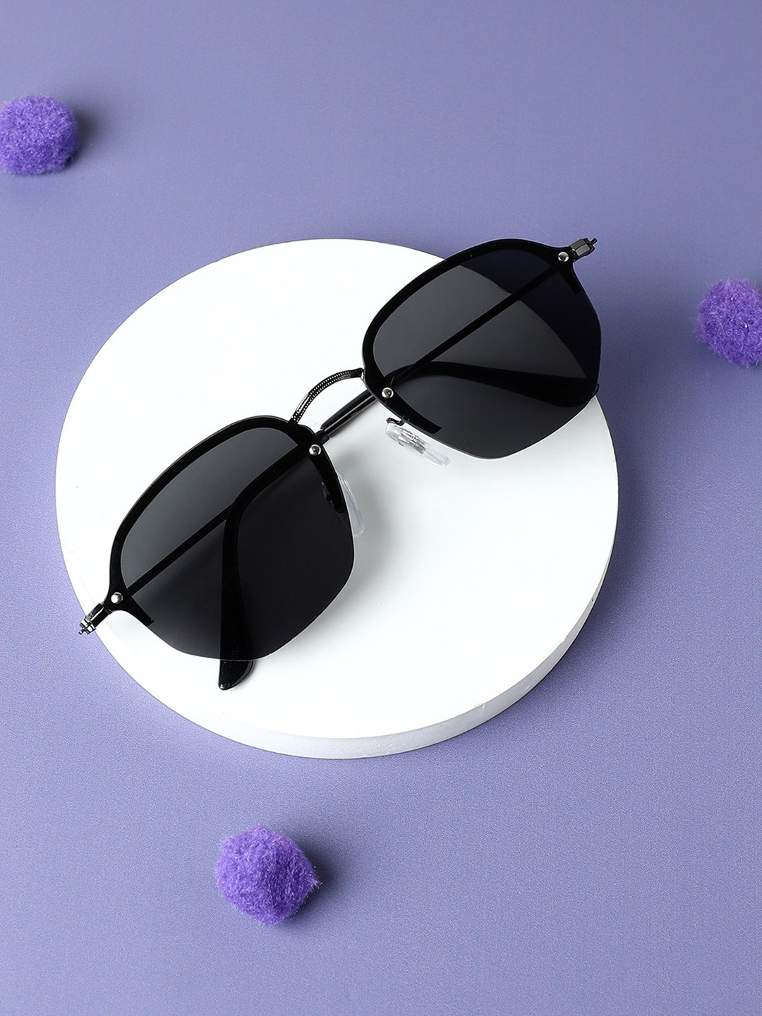 

HAUTE SAUCE by Campus Sutra Women Browline Sunglasses With Polarised Lens AW23_HSSG2241, Black