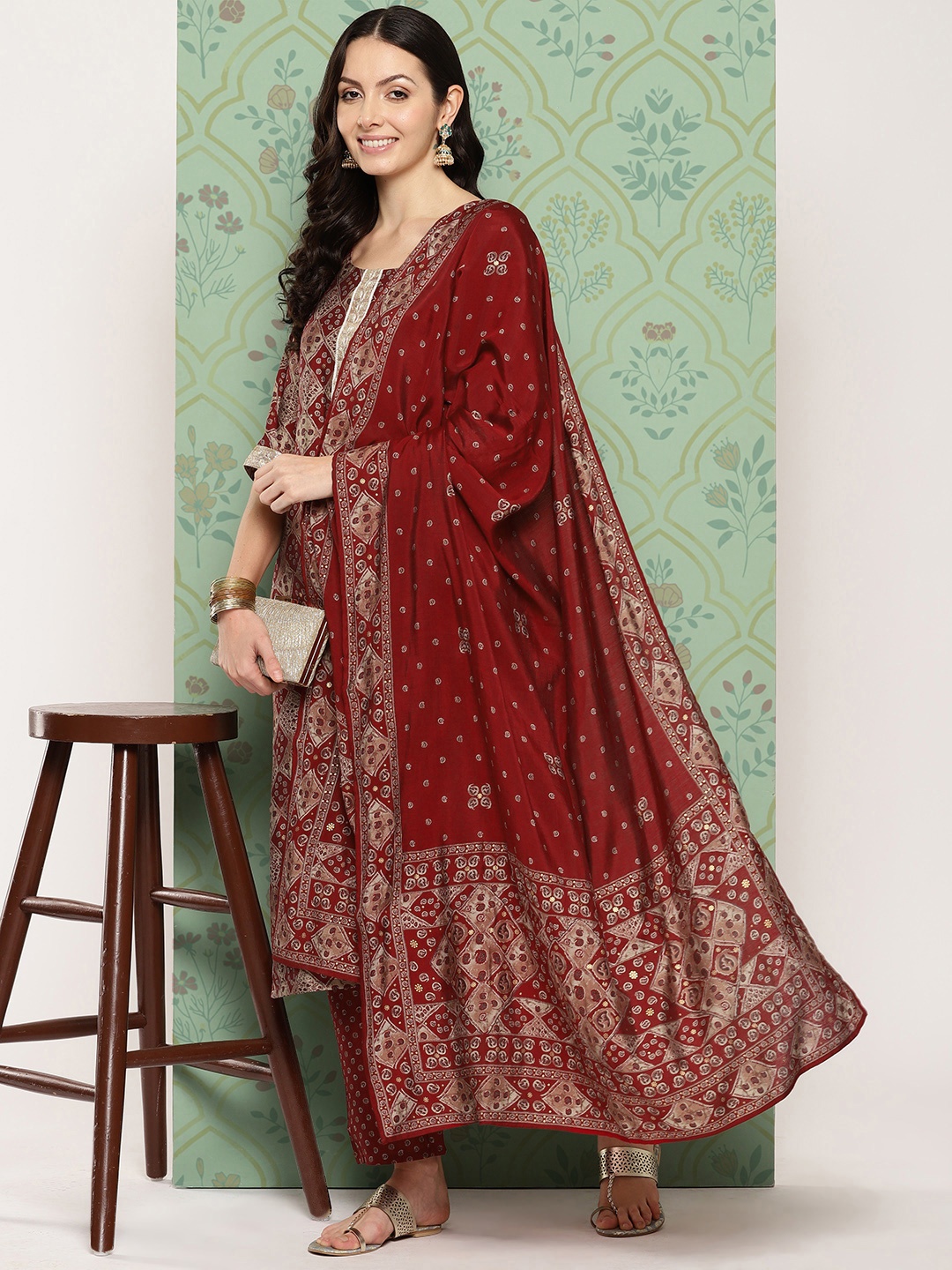 

Libas Ethnic Motifs Printed Regular Sequinned Kurta with Trousers & Dupatta, Red