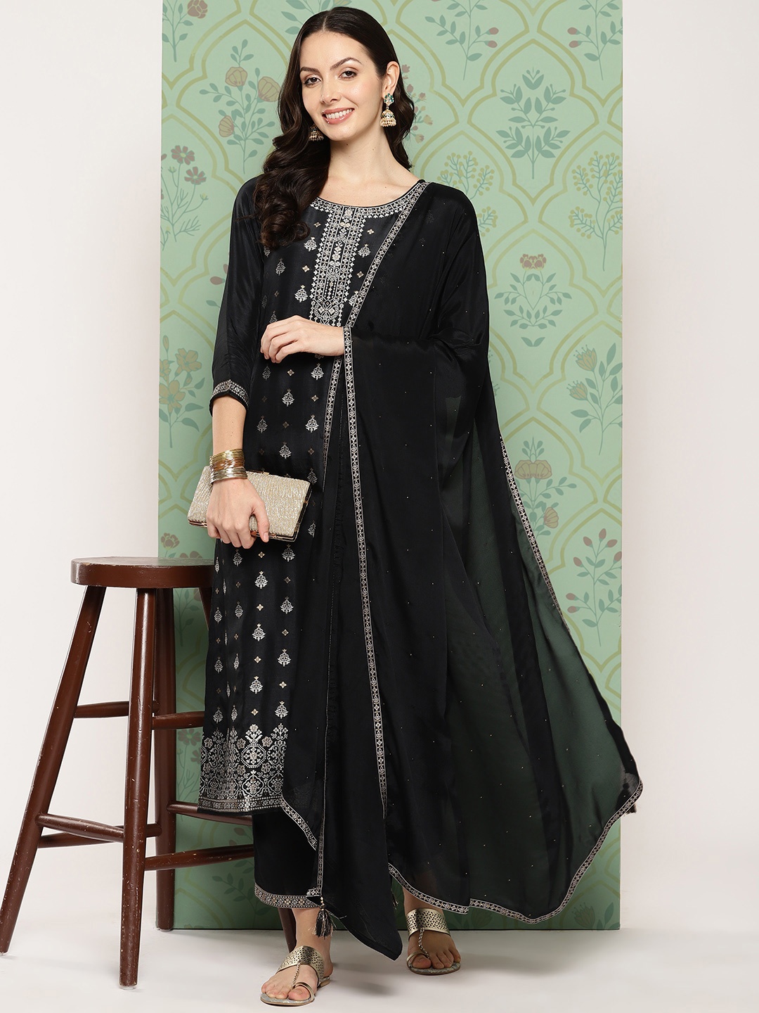 

Libas Ethnic Motifs Regular Kurta with Trousers & Dupatta, Black