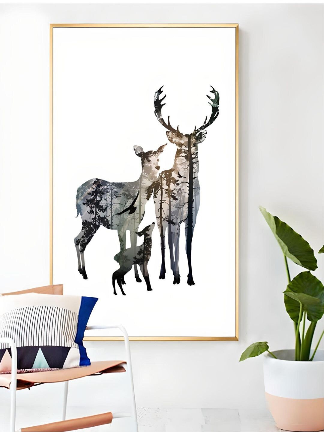 

THE HANDMADE FLAIR White & Black Family Of Deer Painting Wall Art