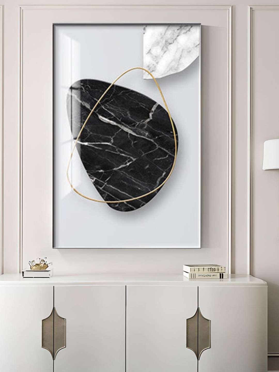 

THE HANDMADE FLAIR White & Black Abstract Marble Curves Painting Framed Wall Art