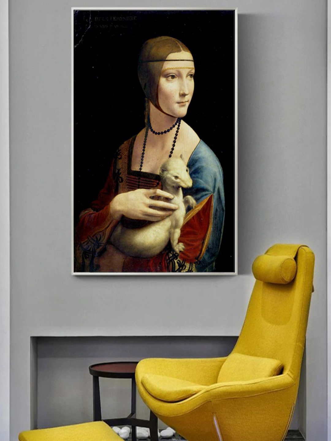 

THE HANDMADE FLAIR Beige & Red Crystal Porcelain The Lady with an Ermine Wall Art