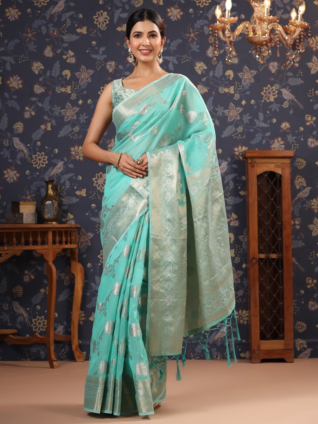 

House of Pataudi Ethnic Motifs Woven Design Zari Pure Linen Saree, Blue