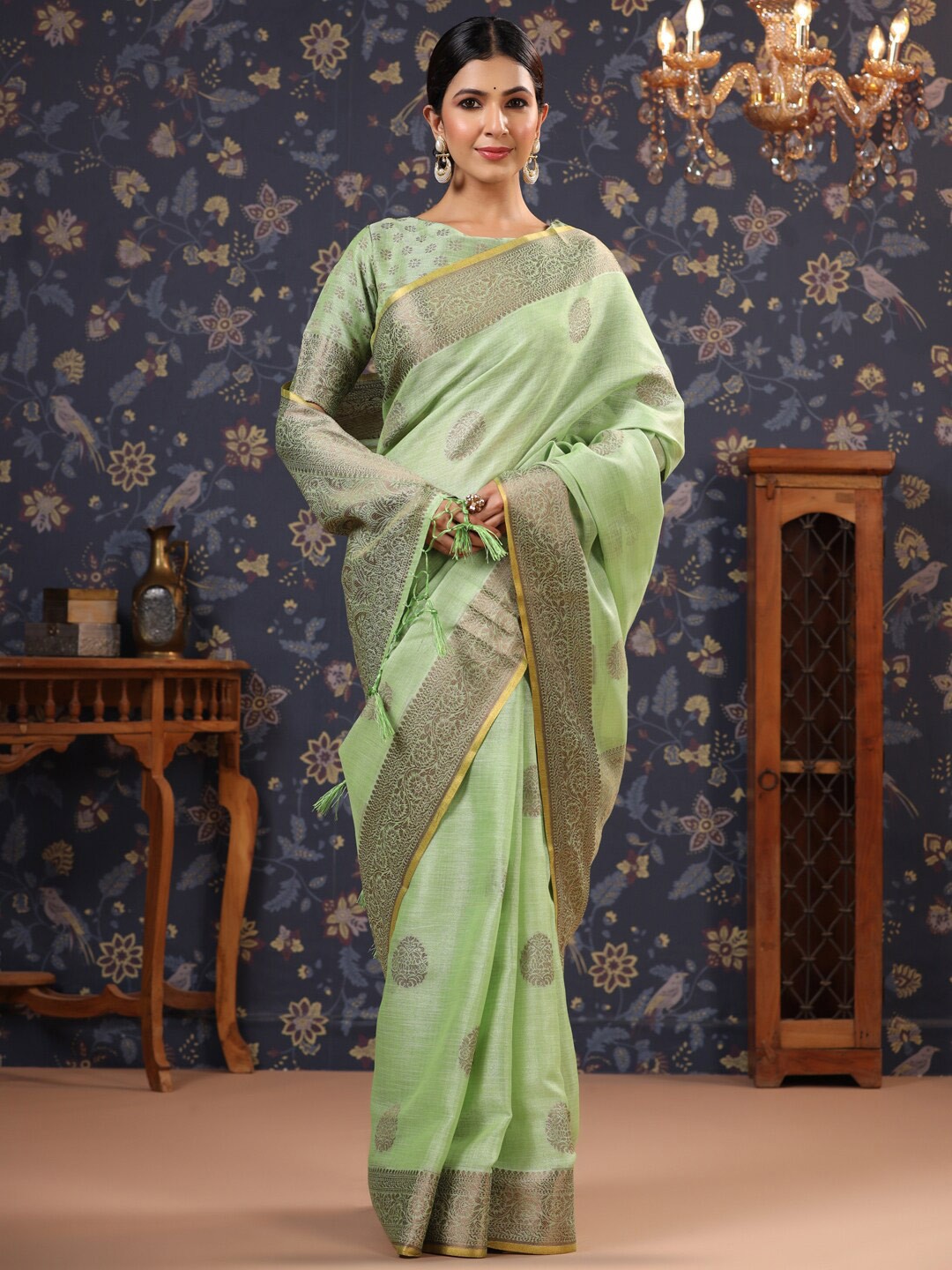

House of Pataudi Ethnic Motifs Woven Design Zari Pure Linen Saree, Green