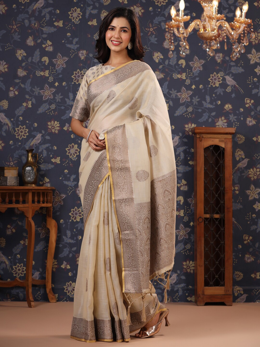 

House of Pataudi Floral Woven Design Zari Pure Linen Saree, Off white