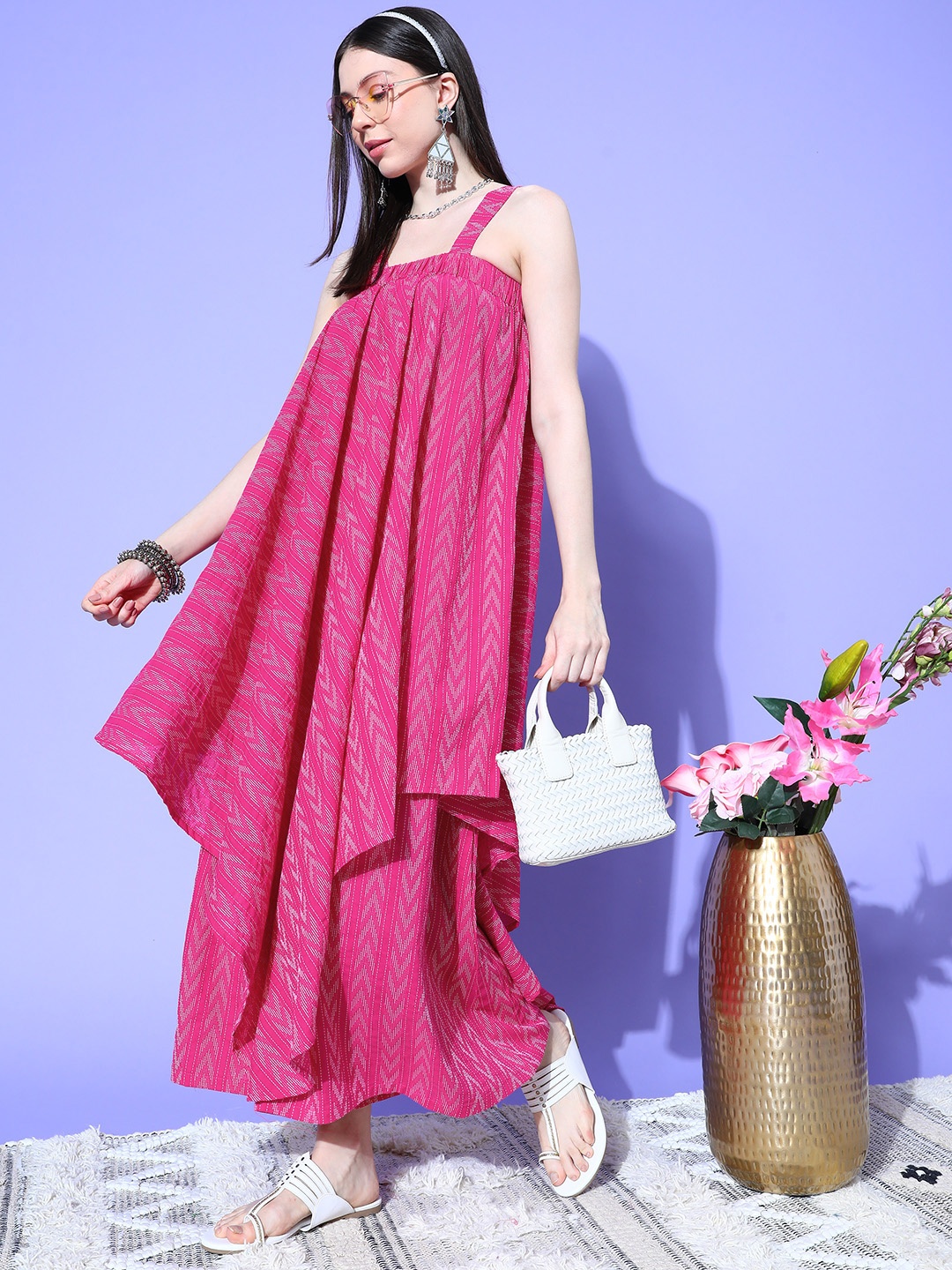 

InWeave Women Printed Regular Pure Cotton Kurta with Palazzos, Pink