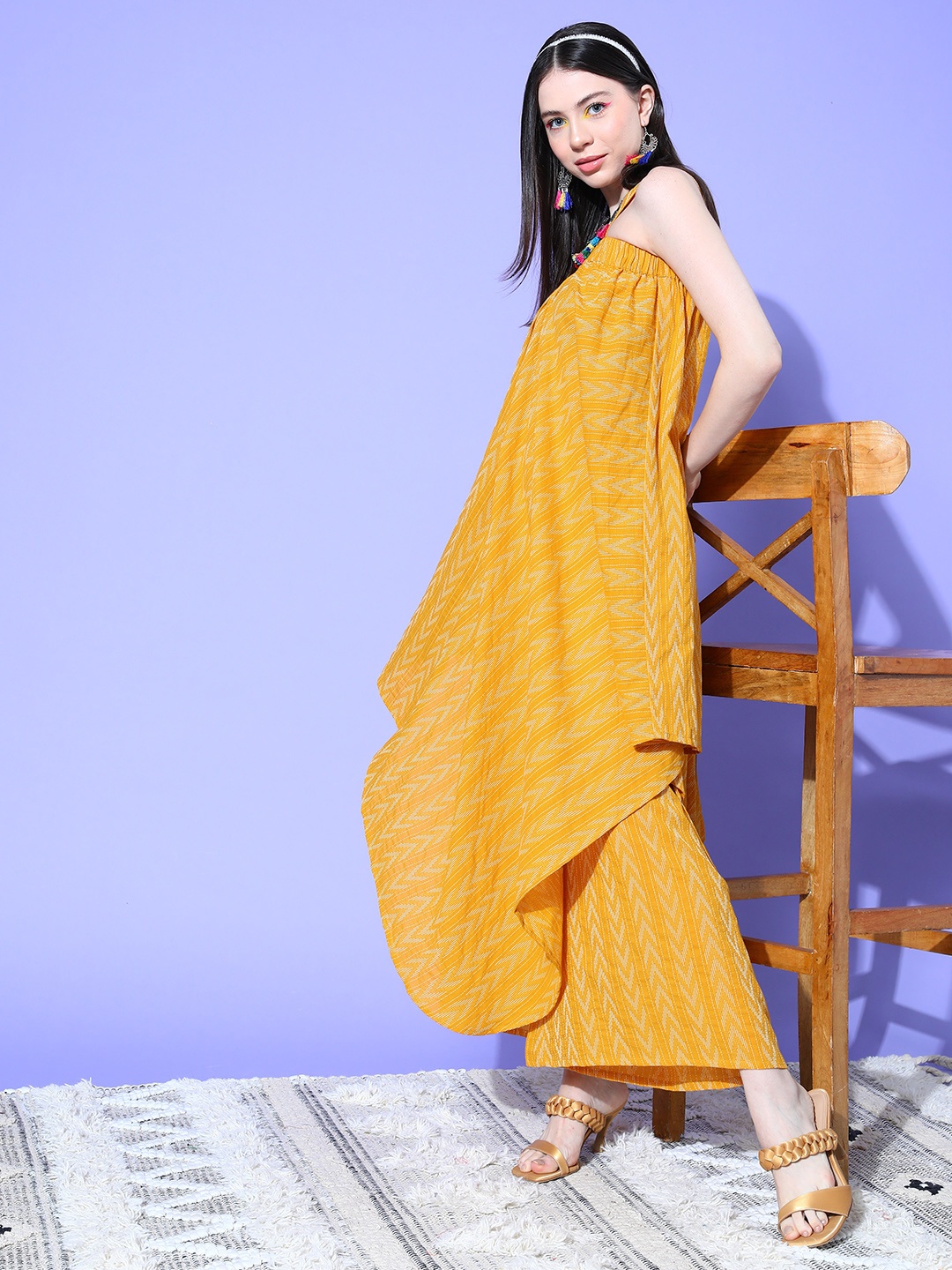 

InWeave Women Printed Regular Pure Cotton Kurta with Palazzos, Mustard