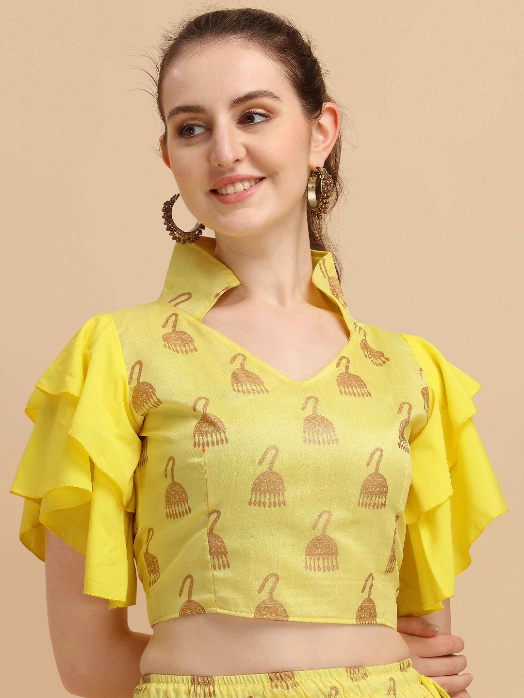 

DL Fashion Conversational Printed Flutter Sleeves Fitted Crop Top, Yellow