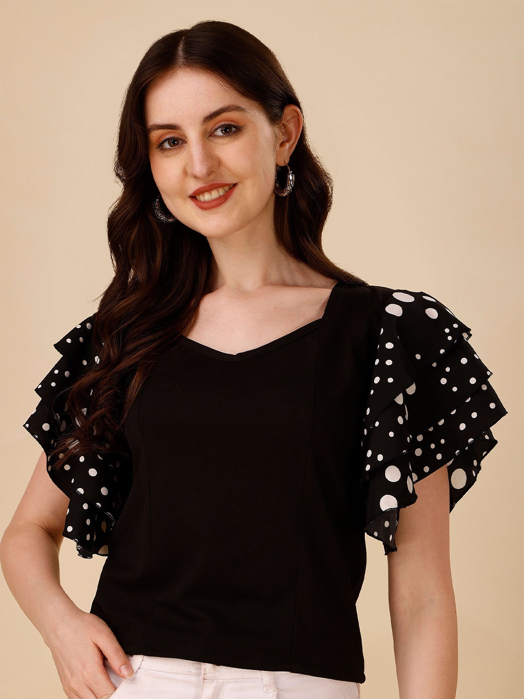 

DL Fashion Sweetheart Neck Flutter Sleeves Crop Top, Black