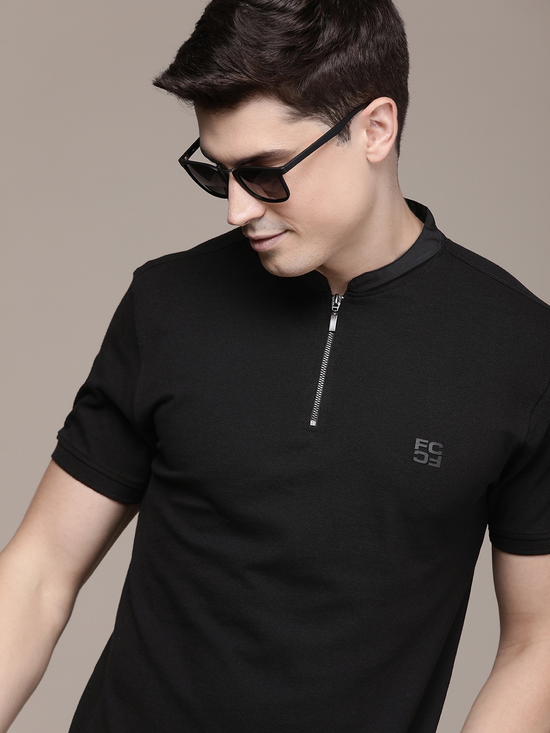 

French Connection Solid Henley Neck Pure Cotton T-shirt, Black
