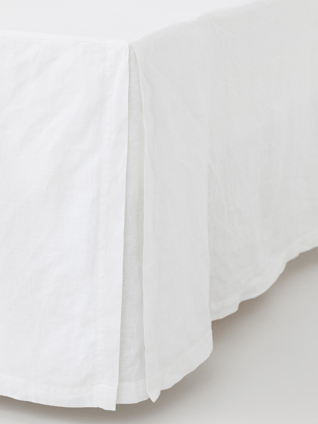 

H&M White Washed Linen Valance