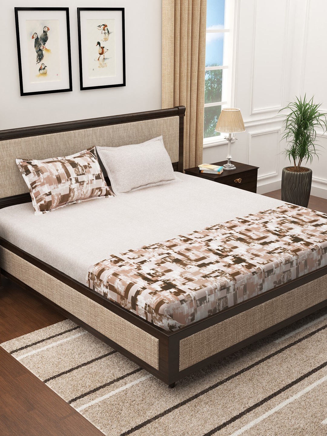 

Story@home Beige & White Printed Cotton 300 TC King Bedsheet With 2 Pillow Covers