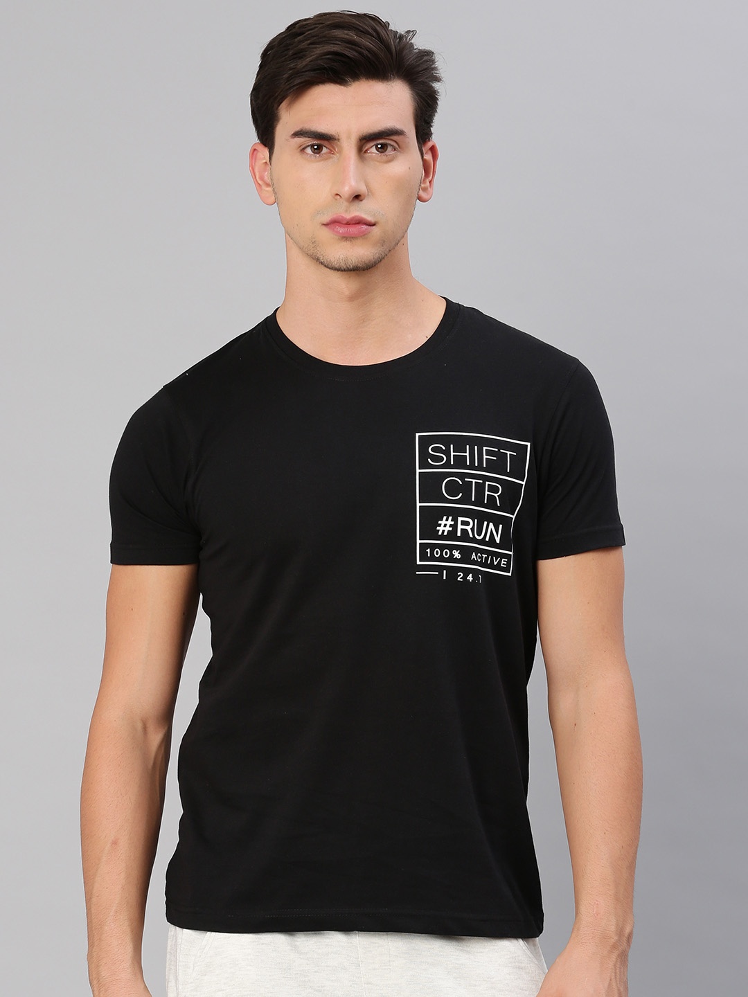 

HRX by Hrithik Roshan Men Black Printed Round Neck T-shirt