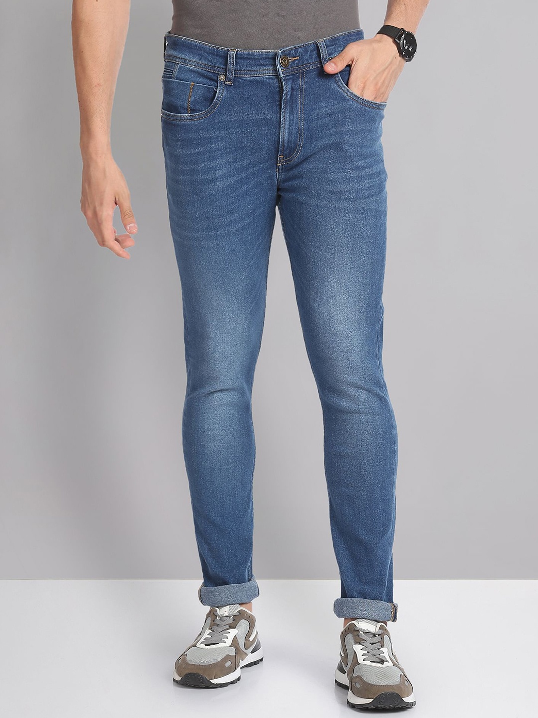 

AD By Arvind Men Slim Fit Clean Look Light Fade Stretchable Jeans, Blue