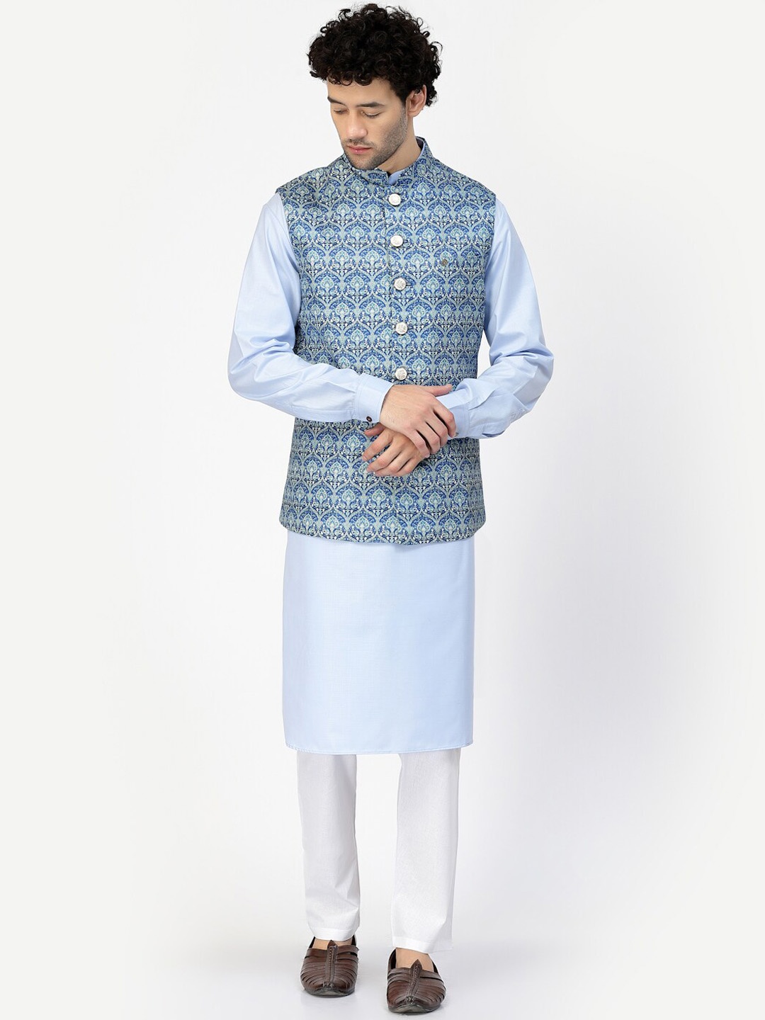 

MOHANLAL SONS Regular Pure Cotton Kurta With Pyjamas & Nehru Jacket, Blue