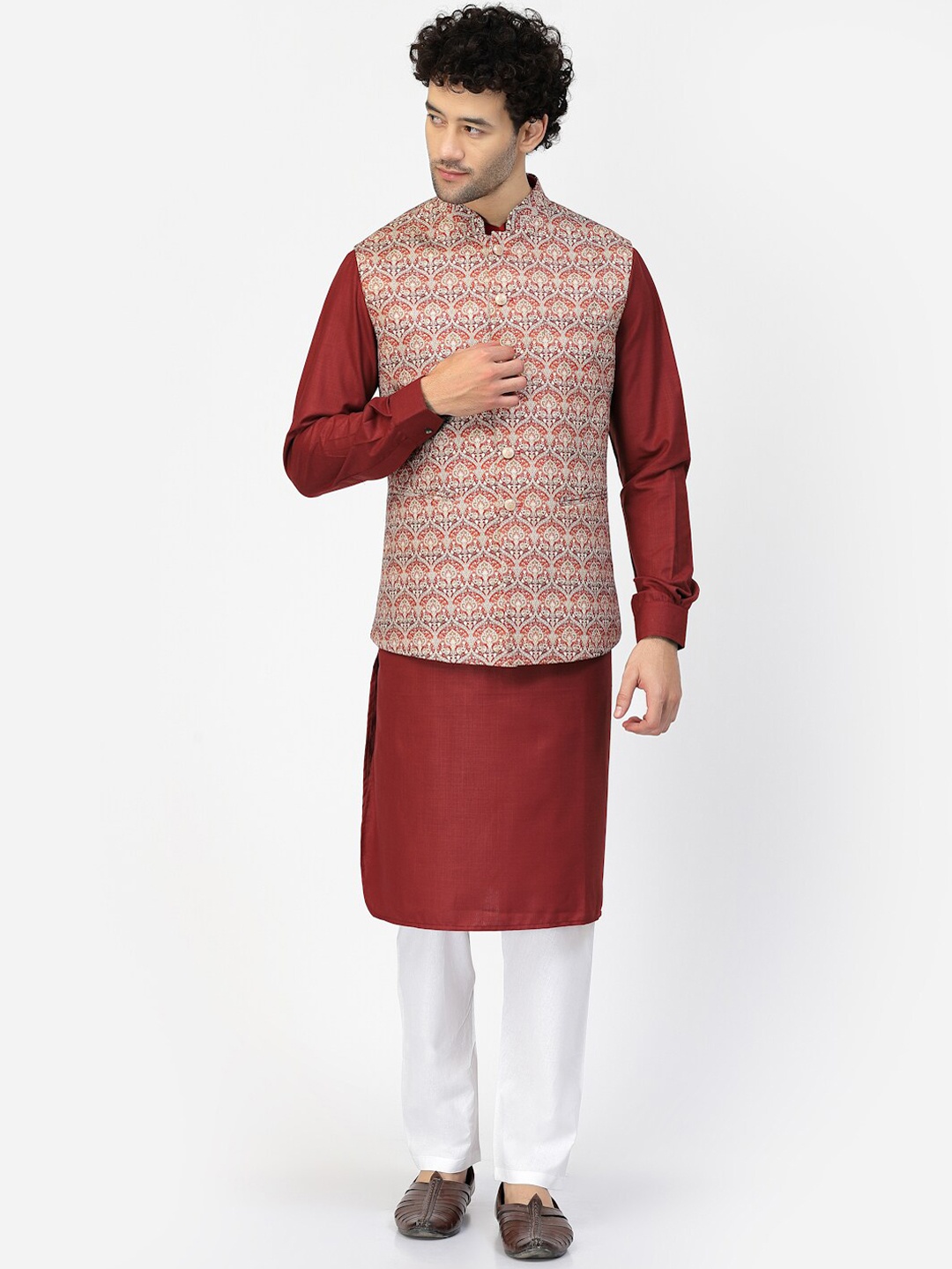 

MOHANLAL SONS Regular Pure Cotton Kurta With Pyjamas & Nehru Jacket, Maroon