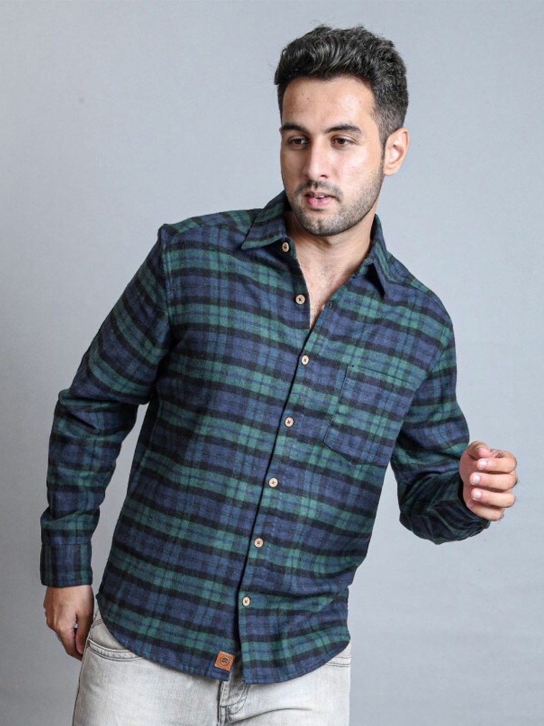 

BOMBAY TROOPER Comfort Fit Tartan Checked Cotton Casual Shirt, Navy blue