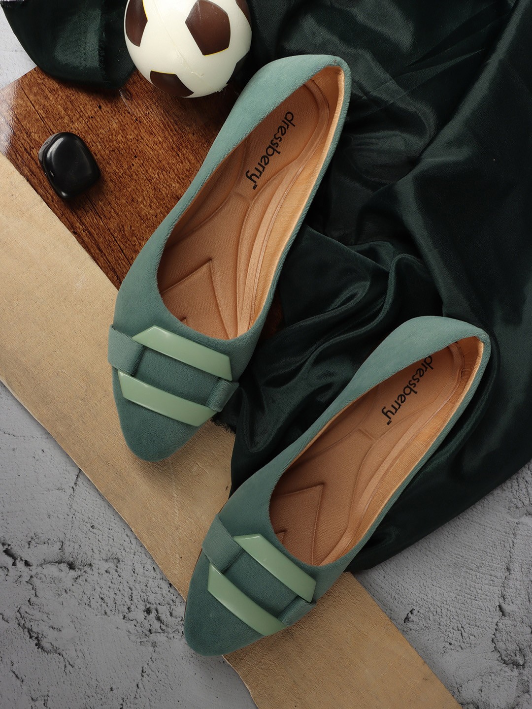 

DressBerry Olive Green Buckled Pointed Toe Ballerinas