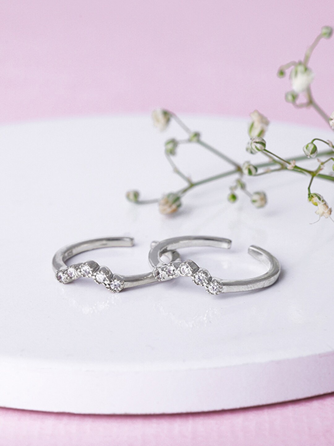 

GIVA 925 Sterling Silver Set Of 2 Cubic Zirconia-Studded Toe Rings