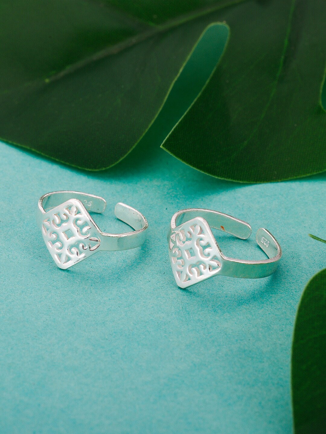 

GIVA Set Of 2 925 Sterling Silver Rhodium-Plated Adjustable Toe Rings