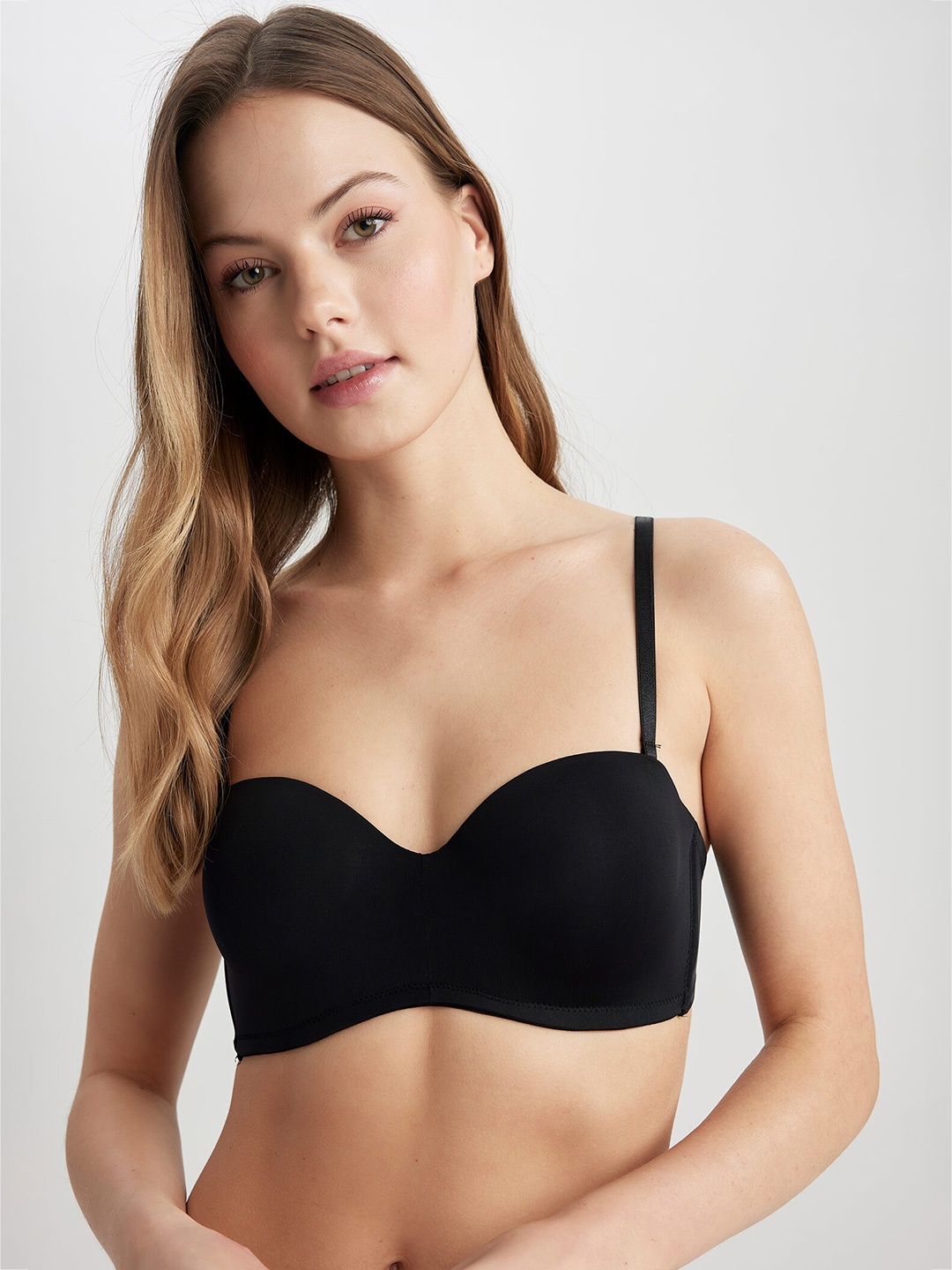 

DeFacto Medium Coverage Seamless Bandeau All Day Comfort Bra, Black