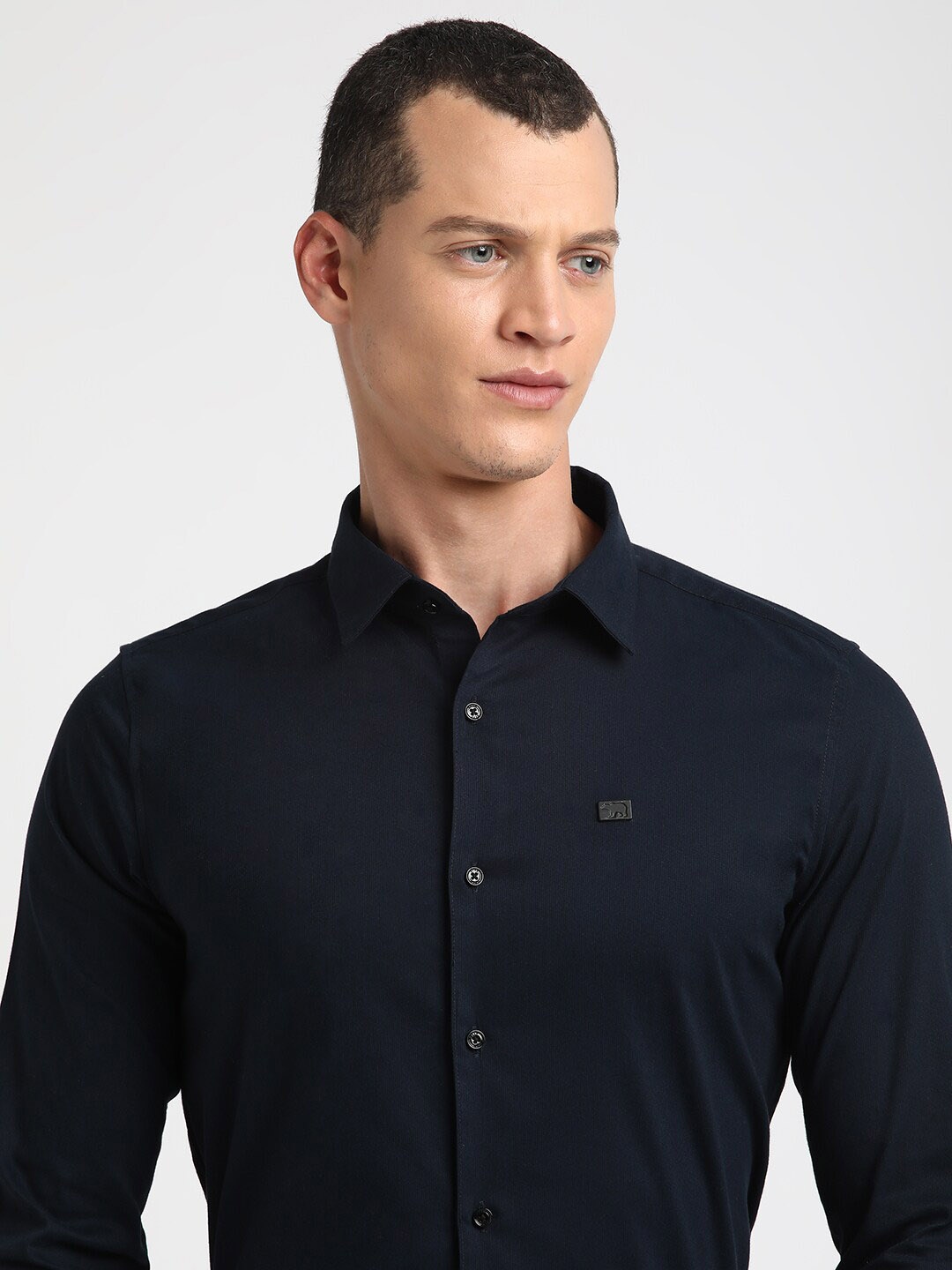 

THE BEAR HOUSE Slim Fit Spread Collar Cotton Lycra Formal Shirt, Navy blue