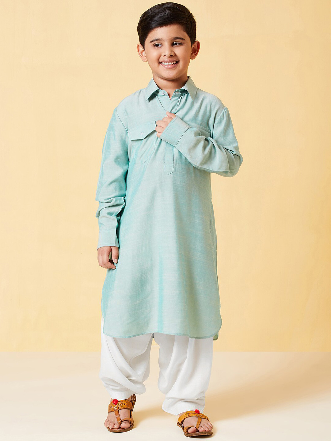 

Stylo Bug Boys Shirt Collar Kurta with Patiala, Green