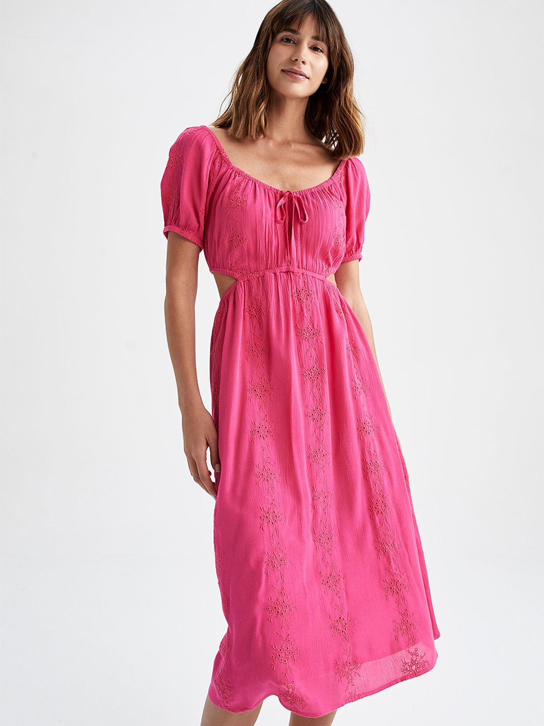 

DeFacto Cut-Out Detail Self Design Blouson Dress, Pink