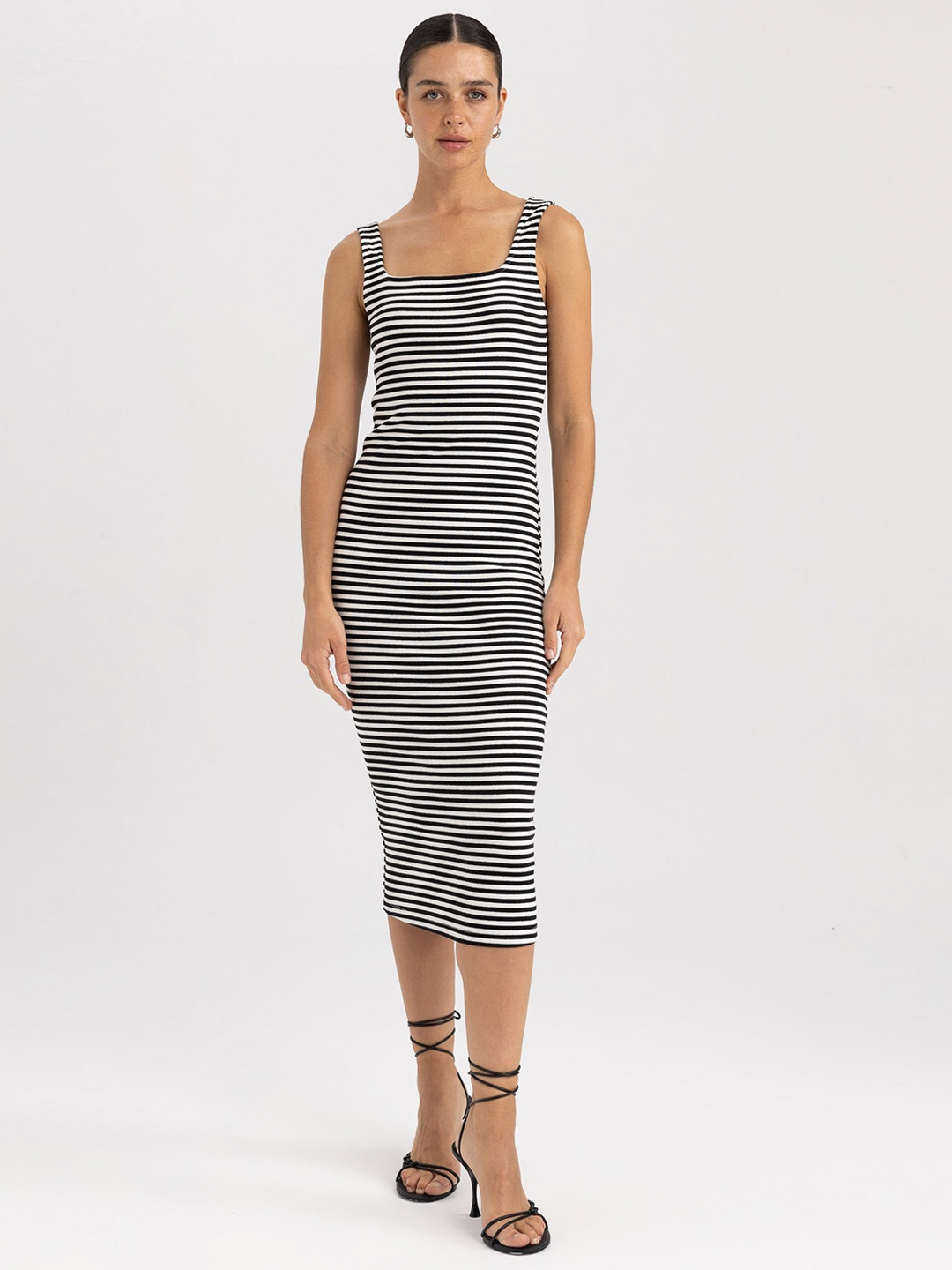 

DeFacto Sleeveless Striped Sheath Midi Dress, White