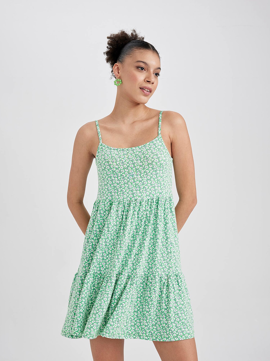 

DeFacto Floral Printed Tiered Fit & Flare Mini Dress, Green