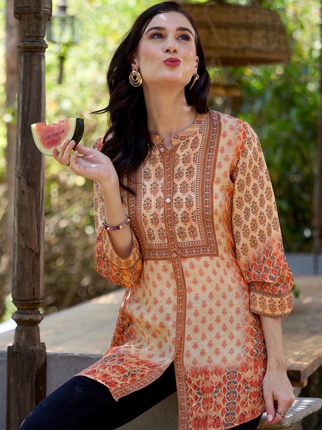 

ODETTE Ajrakh Printed Mandarin Collar Regular Kurti, Peach