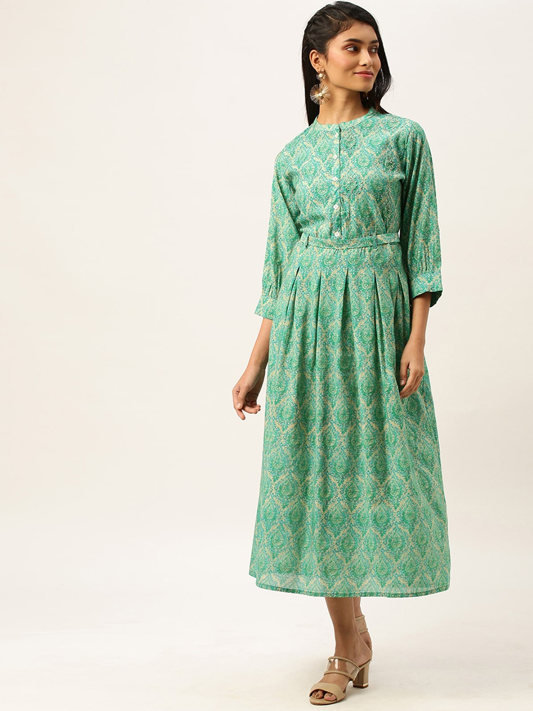 

ODETTE Geometric Printed Mandarin Collar Sequinned Anarkali Kurta, Green