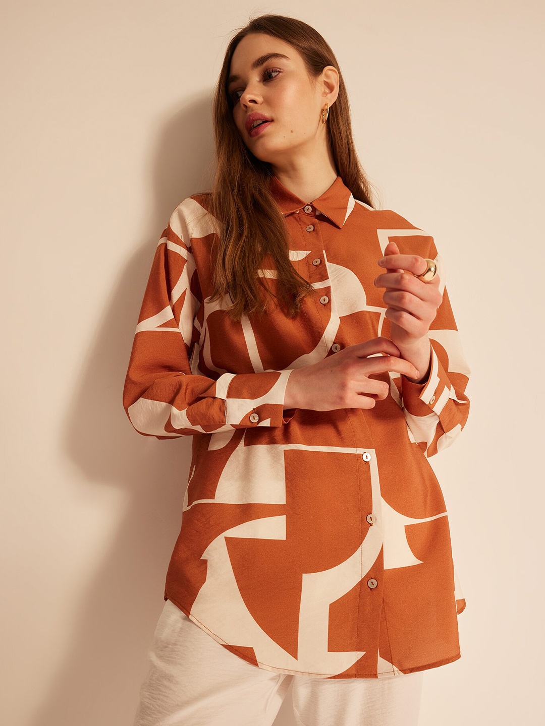 

DeFacto Abstract Printed Spread Collar Casual Shirt, Tan