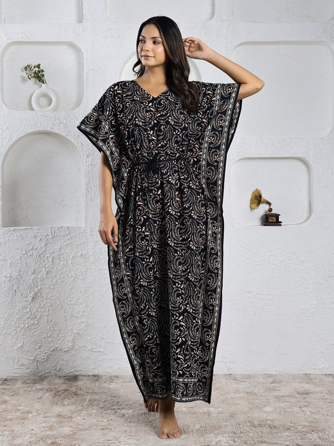 

SANSKRUTIHOMES Floral Printed Pure Cotton Kaftan Nightdress, Black