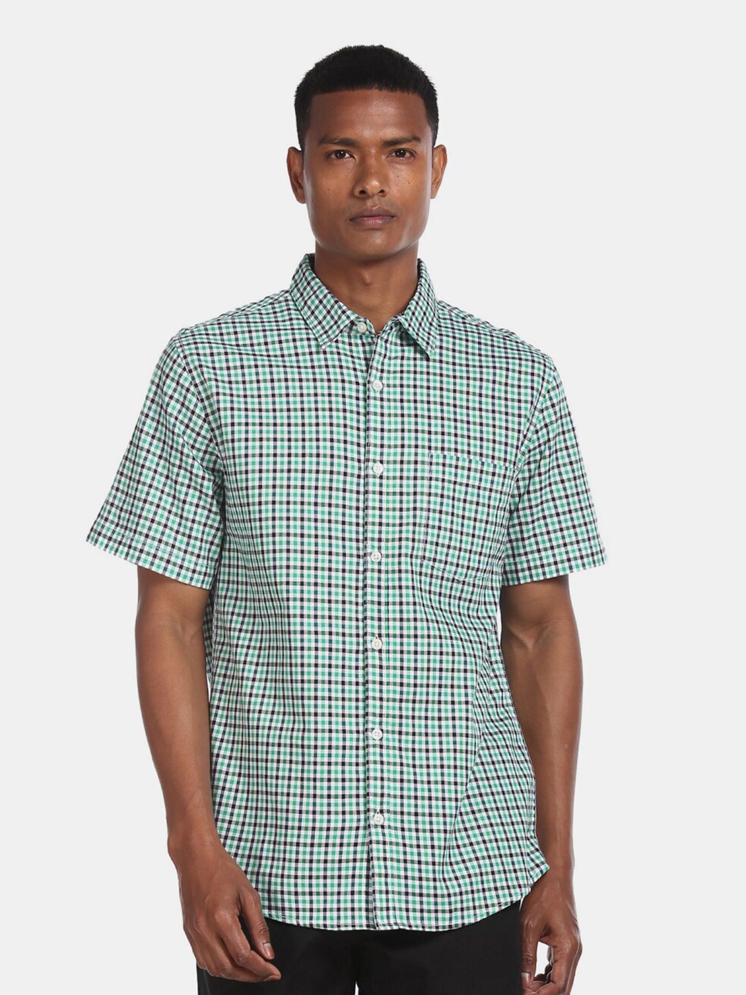 

V-Mart Opaque Checked Cotton Casual Shirt, Green