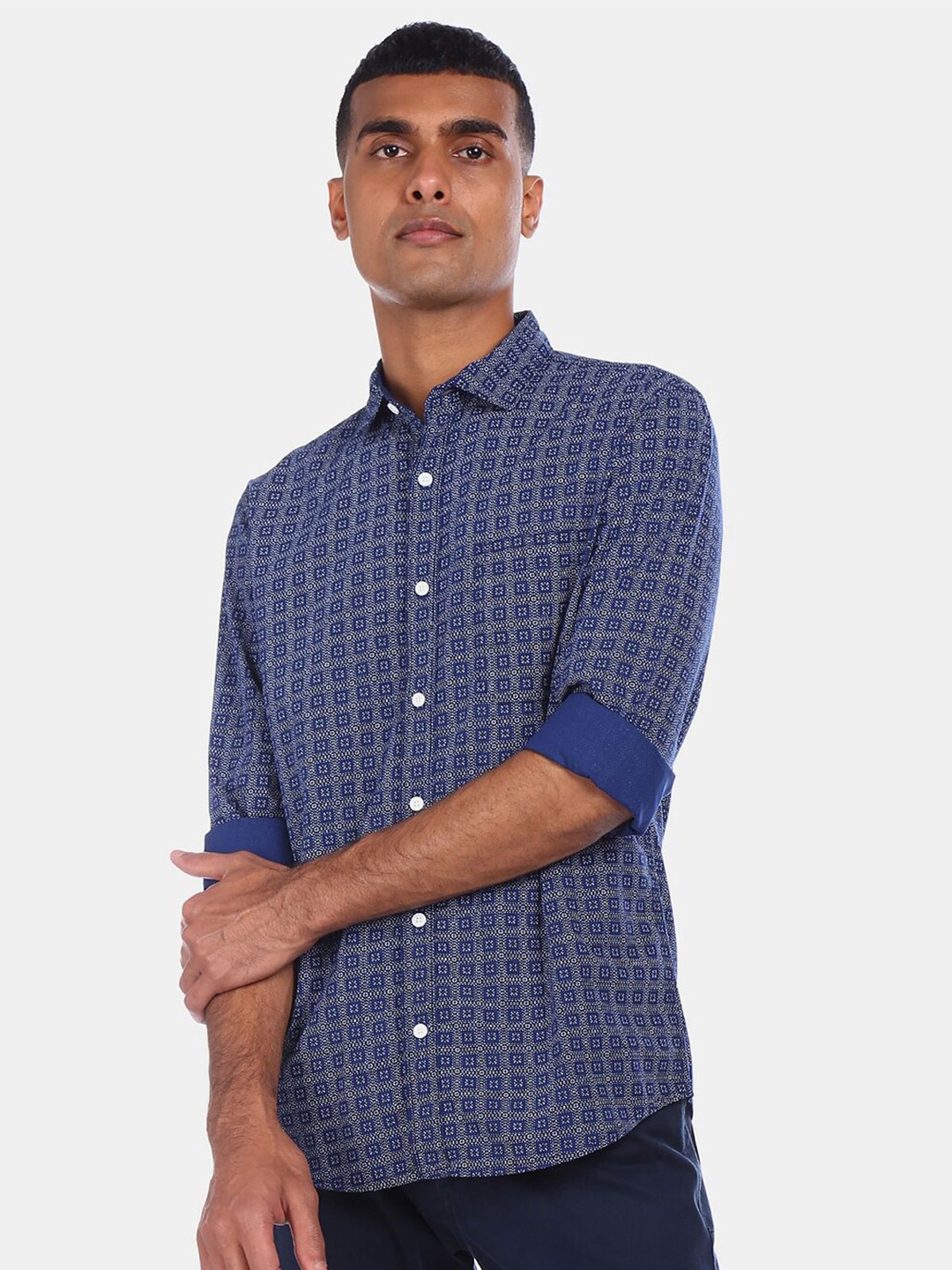 

V-Mart Conversational Printed Regular Fit Cotton Casual Shirt, Blue