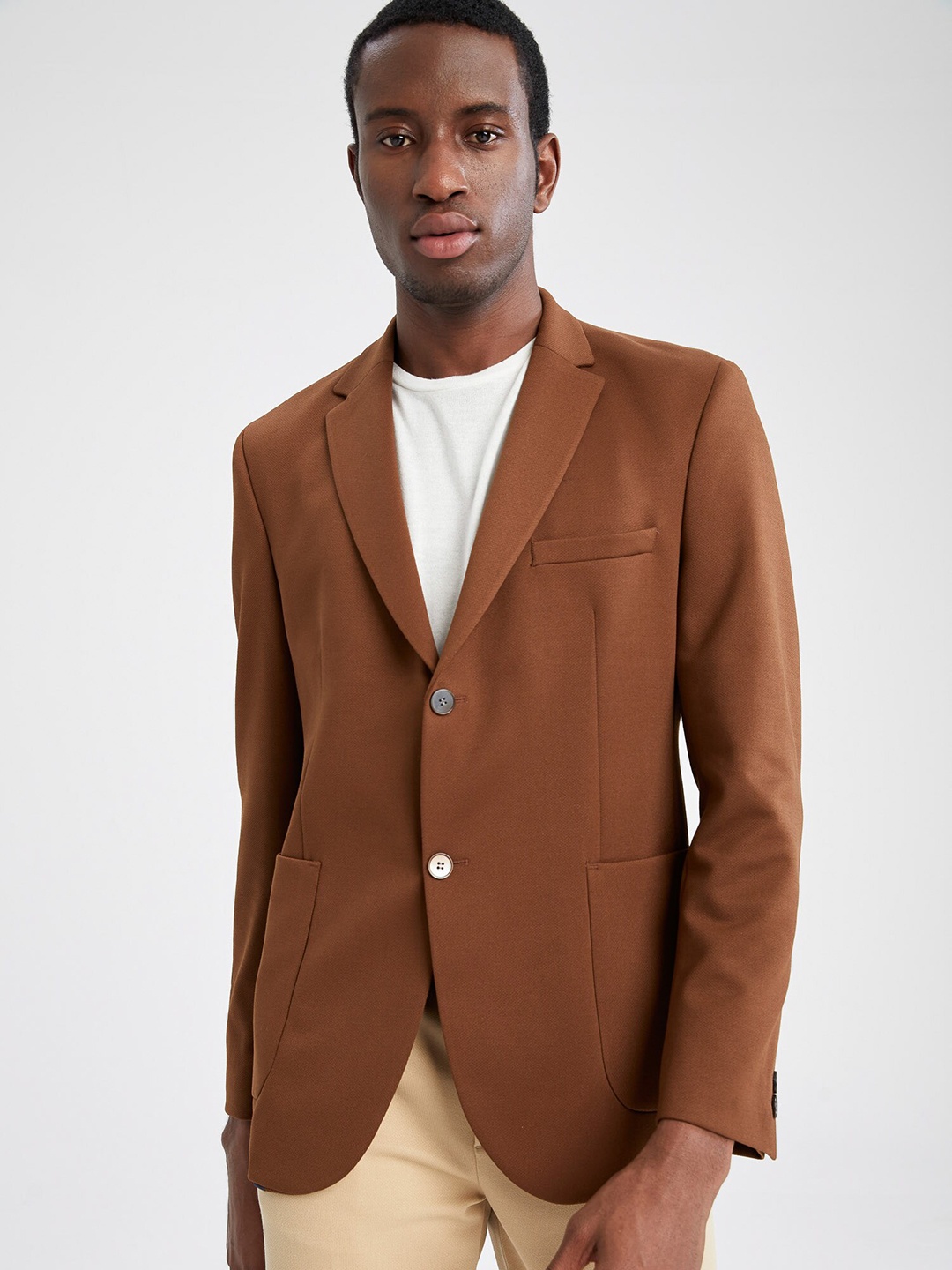 

DeFacto Notched Lapel Collar Regular Fit Single-Breasted Blazer, Brown