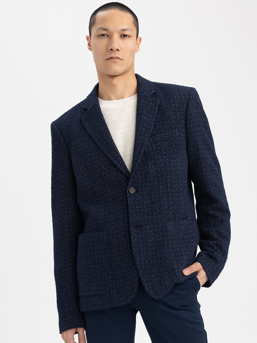 

DeFacto Self Design Notched Lapel Collar Single-Breasted Blazer, Navy blue