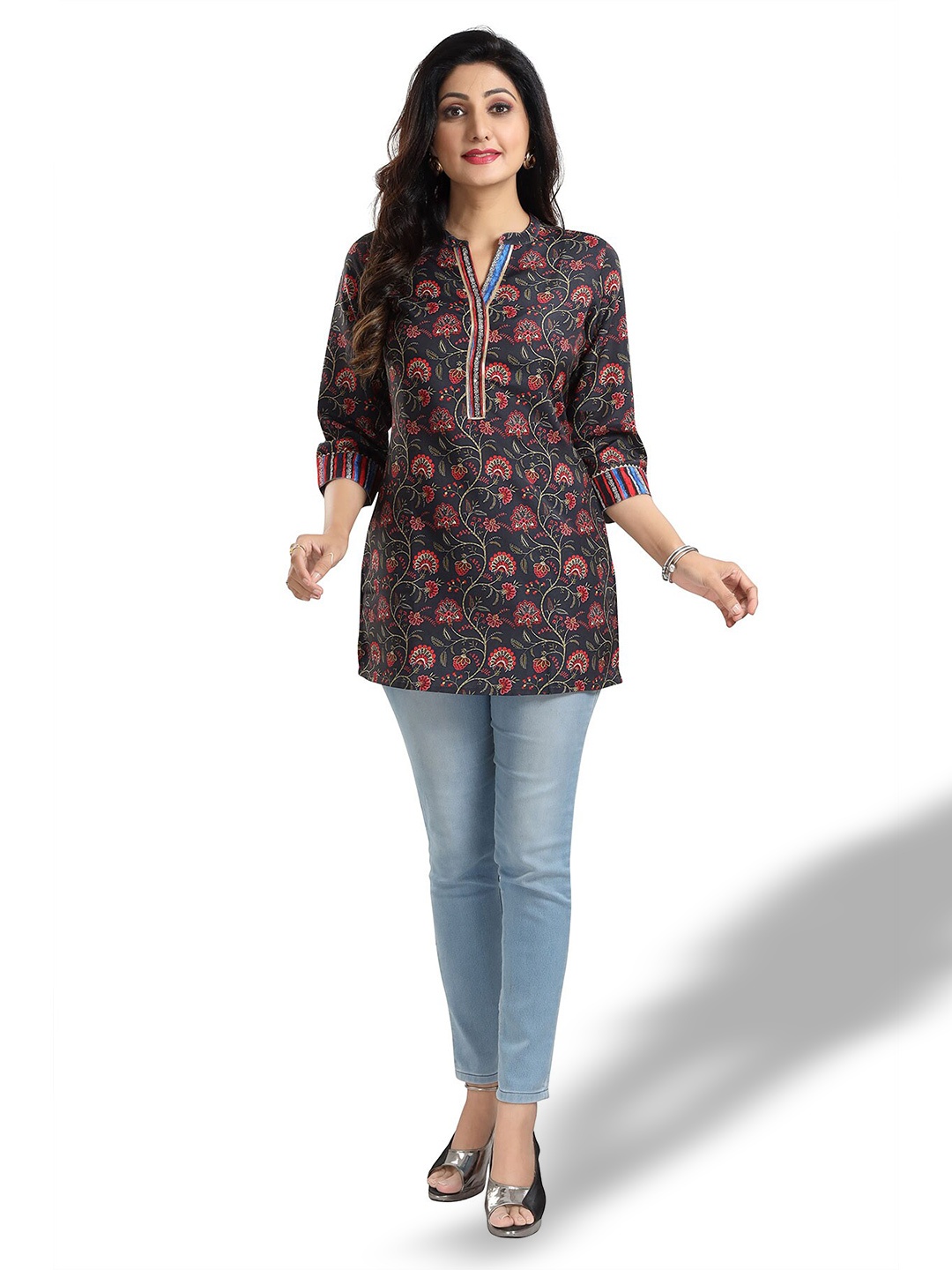 

keshubaba Floral Printed Mandarin Collar Kurti, Black