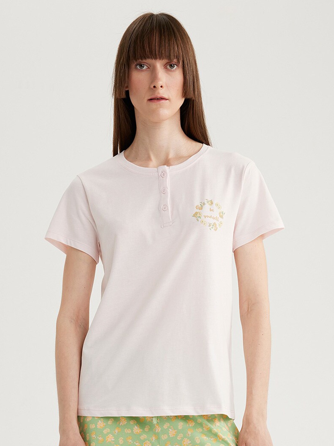 

DeFacto Henley Neck Pure Cotton T-Shirt, Pink
