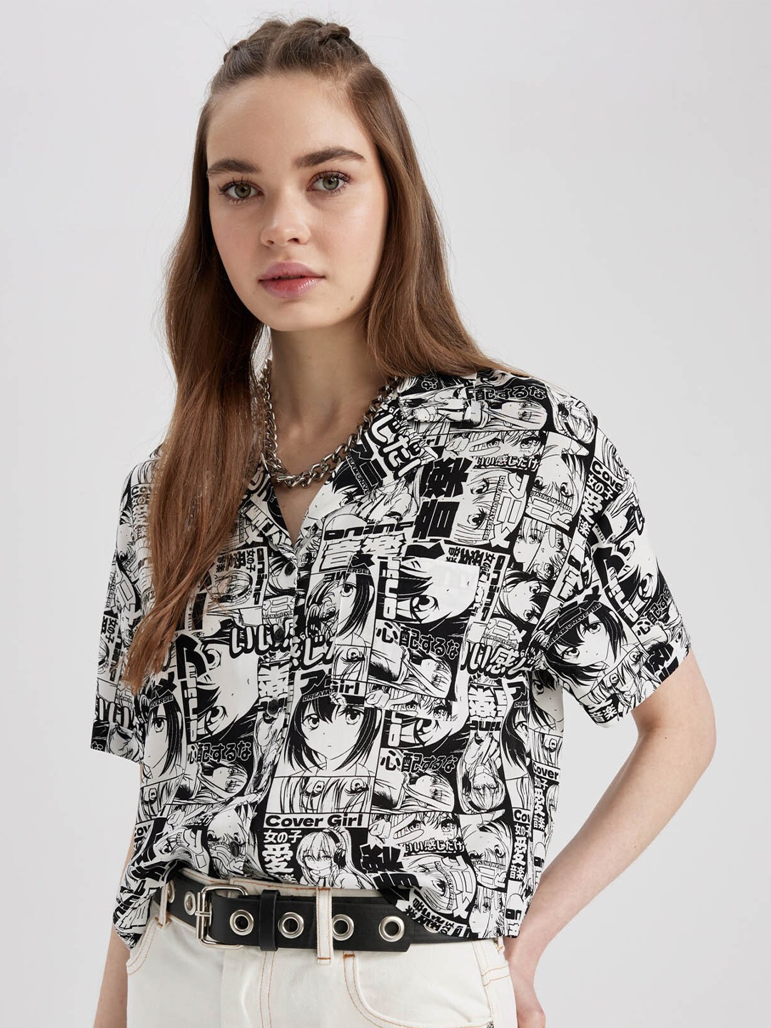 

DeFacto Graphic Printed Cuban Collar Casual Shirt, White
