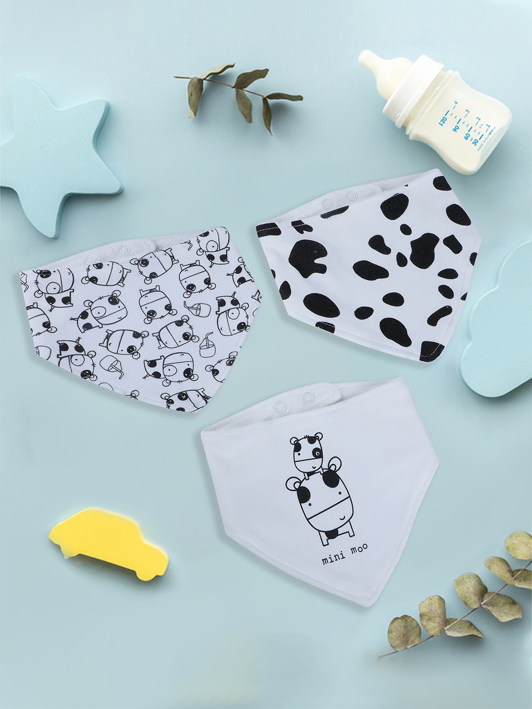 

Baby Moo Infants Kids Pack Of 3 Printed Lightweight Cotton Bibs, White