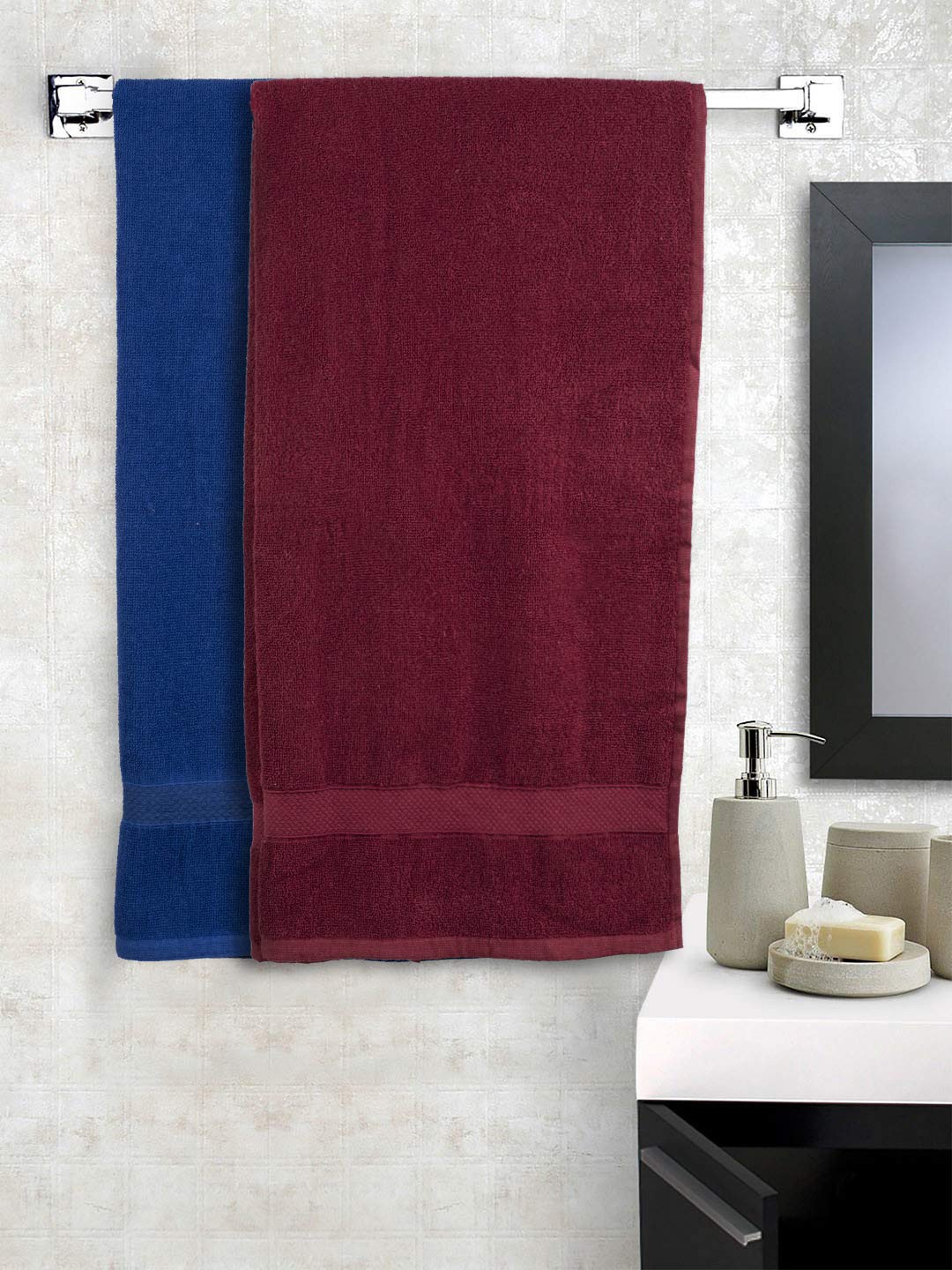 

SWHF Blue & Maroon 2 Pieces Self-Designed 600 GSM Cotton Bath Towels