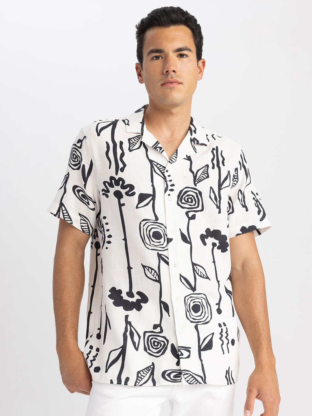 

DeFacto Floral Printed Cotton Casual Shirt, White