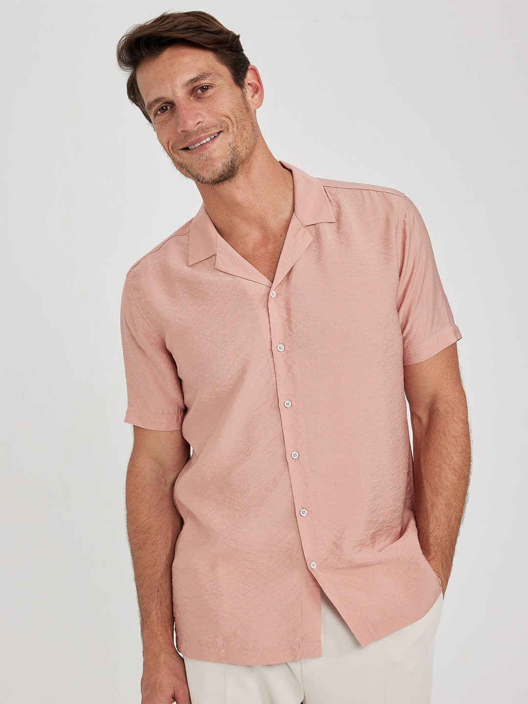 

DeFacto Cuban Collar Casual Shirt, Peach