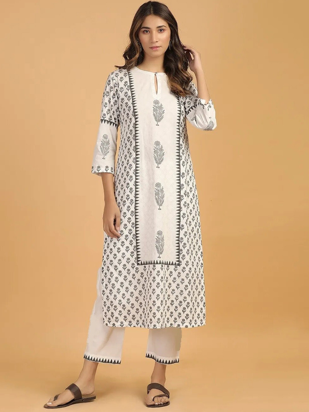 

LABEL D11 Ethnic Motifs Block Printed Regular Kurta with Trousers & Dupatta, Off white