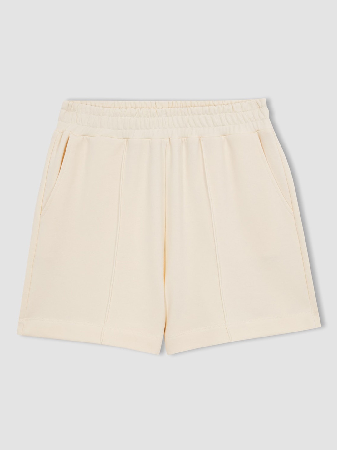 

DeFacto Women Mid Rise Shorts, Cream
