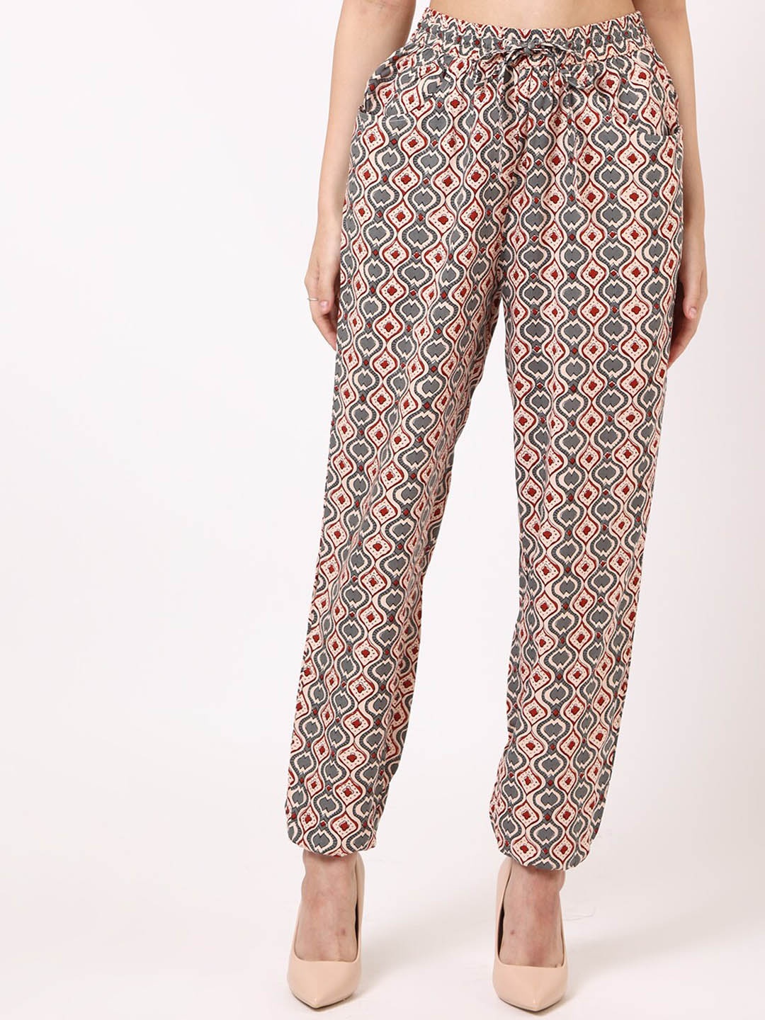 

UNTUNG Women Abstract Printed Pleated Cotton Joggers, Peach
